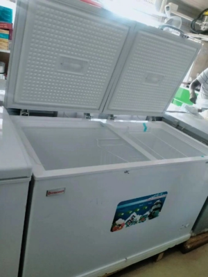 Premier 700L Jumbo Chest Freezer