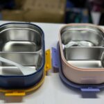 Bento lunch box with 2 compartment