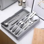 Expandable drawer cutlery organizer