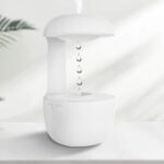 Anti-gravity water droplets humidifier